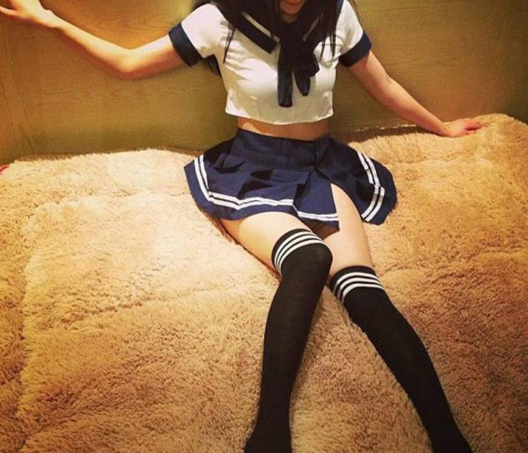  부르마 여캠 BJ지빈 야한 장난  몰카사진
