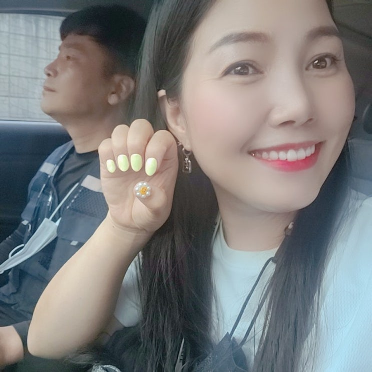 안산사동네일 네일스타 스마일 진주네일