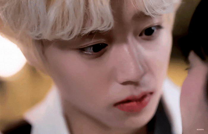  멀푸봄 여준 소빈 키스씬.gif 