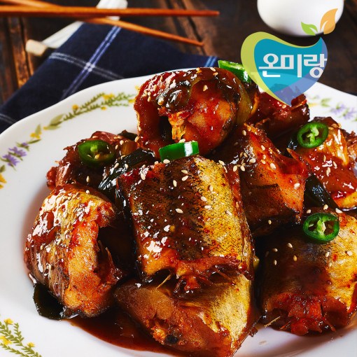 잘나가는 온미랑 영덕 반건조 깔끔 손질 코다리 절단코다리 코다리강정 맛태 개업식고사 황태구이, 1개, 45~50cm 3미 좋아요 잘나가는 온미랑 영덕 반건조 깔끔 손질 코다리 절단코다리 코다리강정 맛태 개업식고사 황태구이, 1개, 45~50cm 3미 좋아요