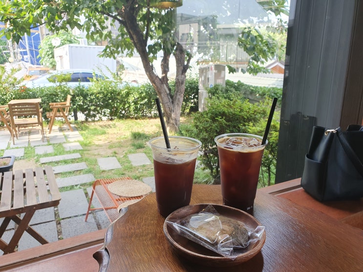 망우로30, 회기역 감성카페