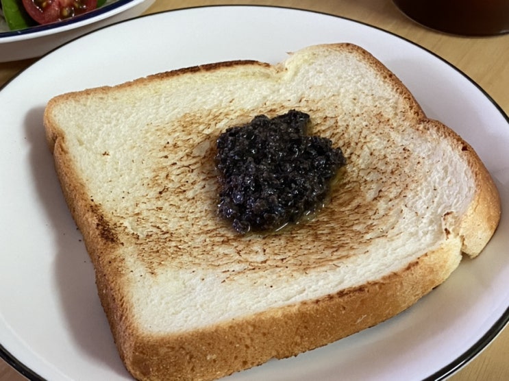  오늘 아침과 마켓컬리 블랙올리브 예고편