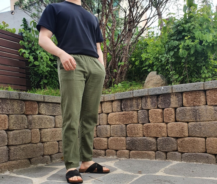 남자 검은색 쿨반팔티 기능성티셔츠 코디 그로우즈 남자 검은색 쿨반팔티 기능성티셔츠 코디 그로우즈