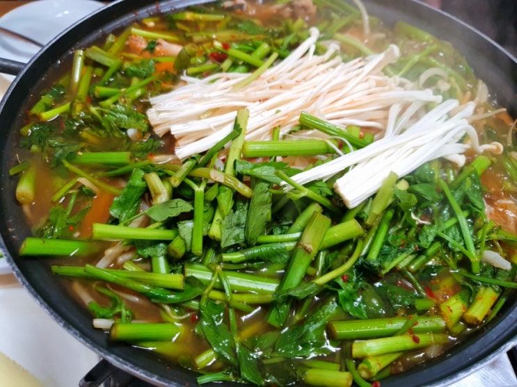  마산어시장 맛집 <동경복집> 매운탕  