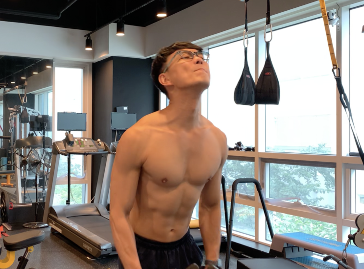  어깨 운동을 휴식-정지 운동으로
