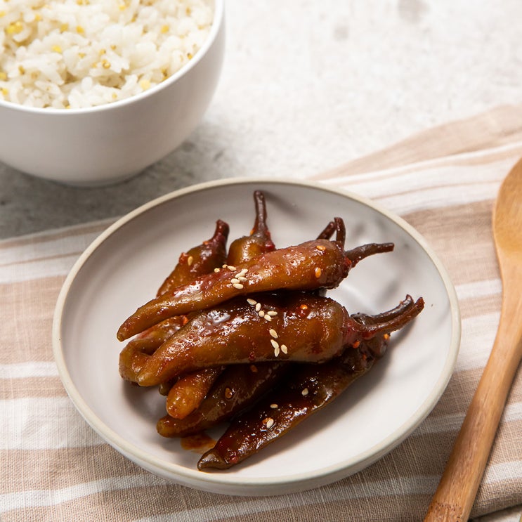 가성비갑 테이스티나인 고추장아찌무침, 130g, 1개 좋아요 가성비갑 테이스티나인 고추장아찌무침, 130g, 1개 좋아요