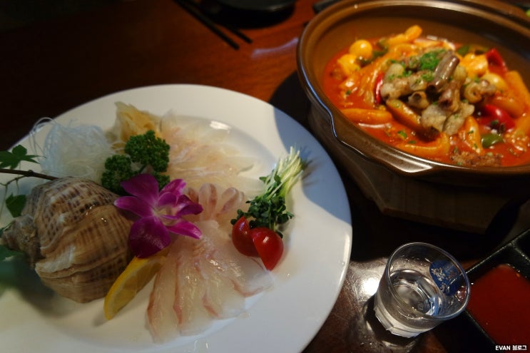  강남룸술집 룸에서 먹는 즐거움 이자카야 수다 삼성2호점