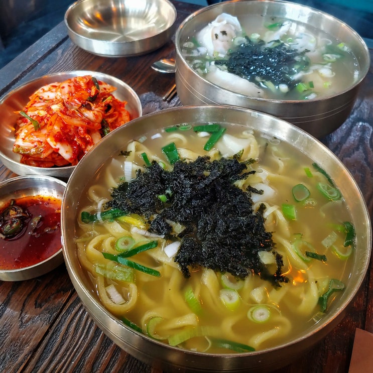  천안 불당동 담백한 맛이 매력적인 칼국수 만두 맛집 종로제면소