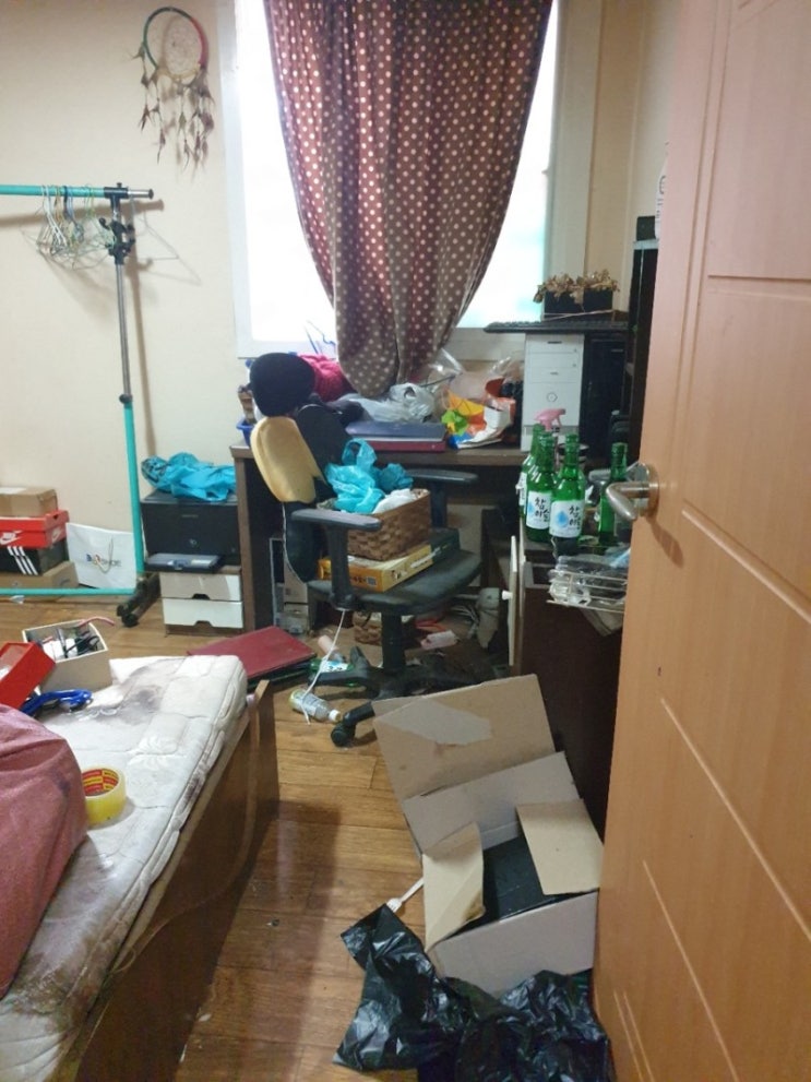  파주시 금촌동 가정폐기물정리.생활폐기물정리쓰레기집정리.집안살림정리 빈집만들기.원룸정리
