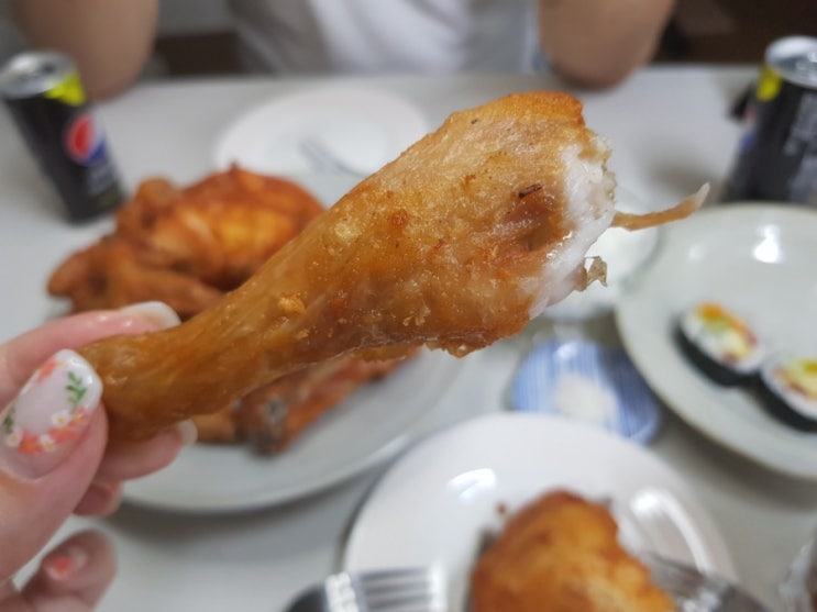  바싹튀긴 닭이 땡길땐 옛날 장터치킨! 복달임엔 치킨이지