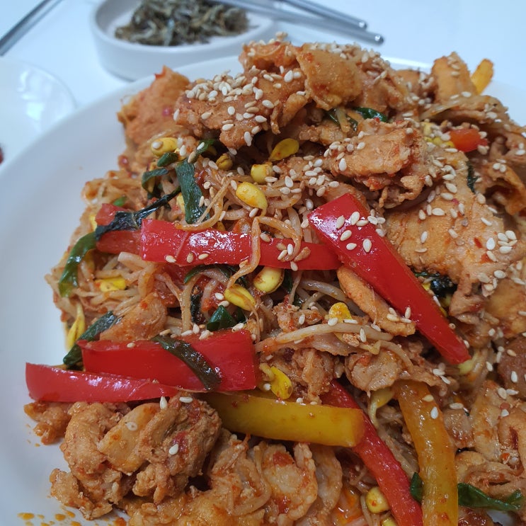  쉽고 간편하게 만드는 콩나물불고기(대패삼겹살)