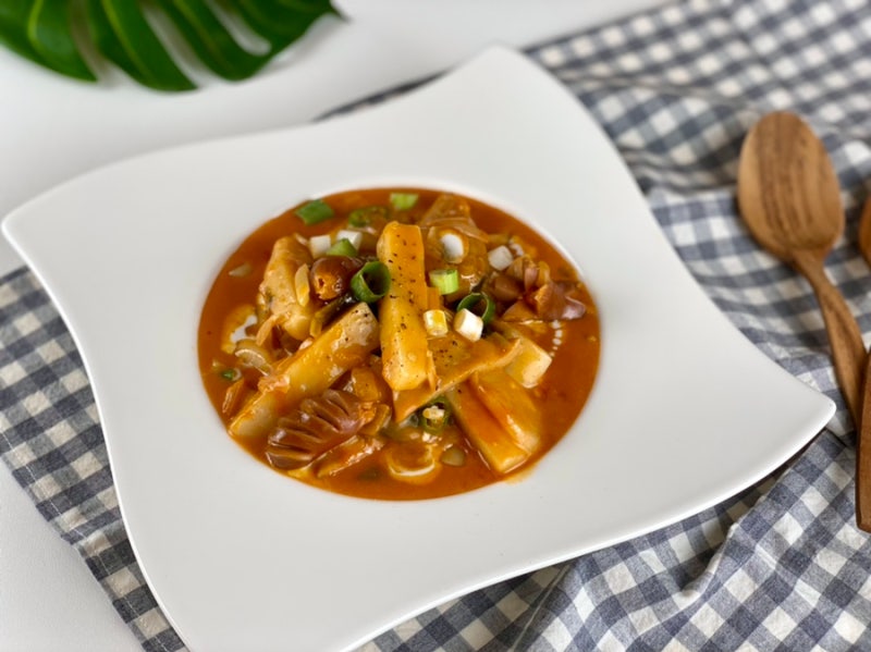 류수영 로제떡볶이 만들기, 부드러운 떡볶이 소스 양념장으로 쌀떡볶이 황금레시피(2인분)