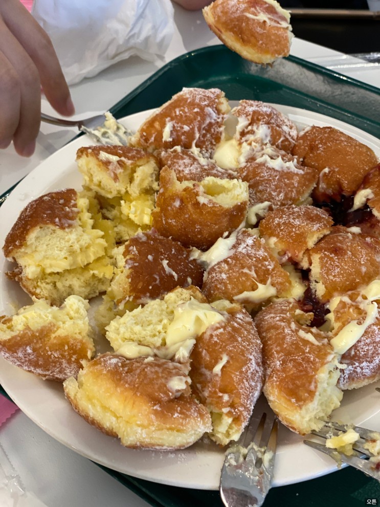 [압구정/도산공원맛집] 카페노티드 스마일 도넛이 기분이 좋아지는 곳! #knotted #노티드도넛 #스마일도넛