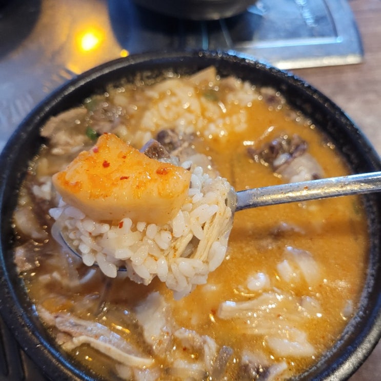  비오는 날은 역시 순대국밥 서현역 국밥 맛집 "담소소사골순대육개장"