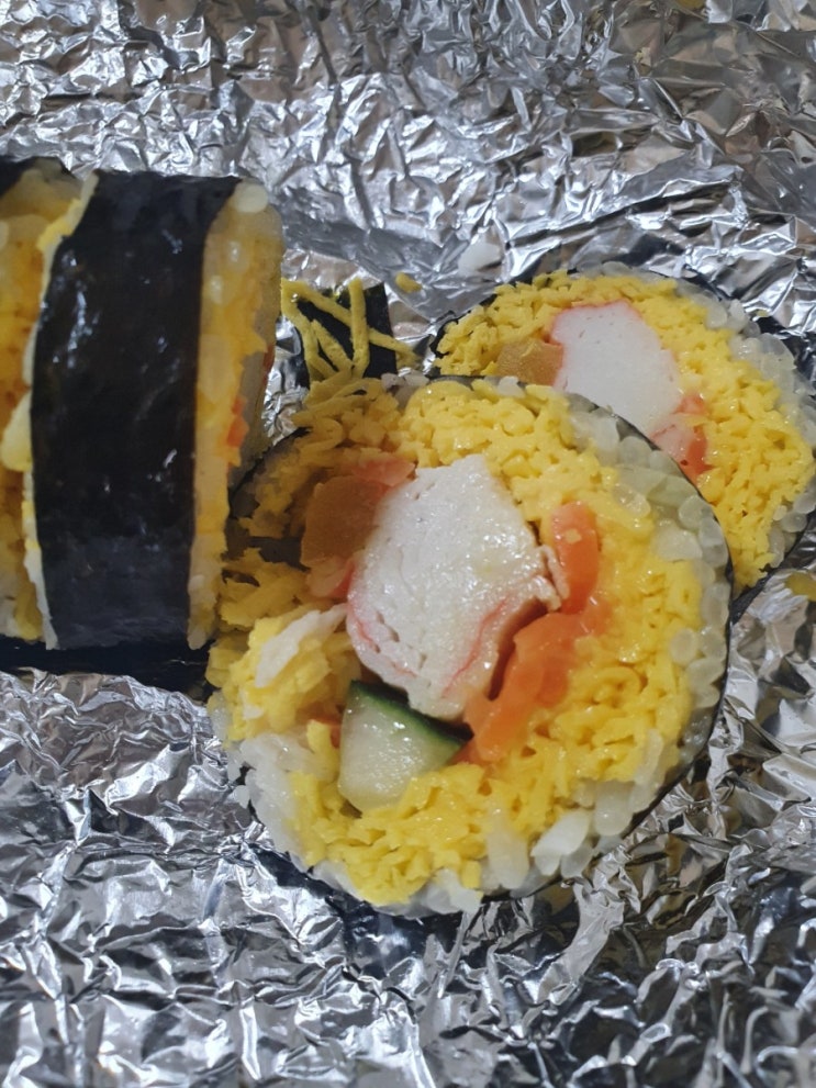  성원주상가 맛있는김밥가게 _ 김밥먹자! 계란보슬크래미 