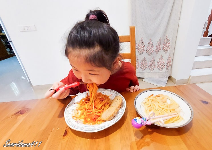  인도 현지 재료로 만든 토마토 스파게티, 새우 알리오 올리오