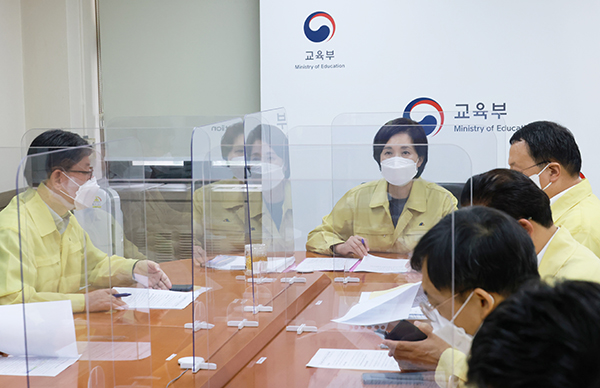  [시사라인투데이]수도권학교 원격수업 전환…초등 유치원 돌봄은 운영