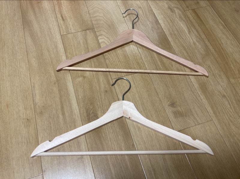 한샘 원목옷걸이와 이케아 부메랑옷걸이 비교