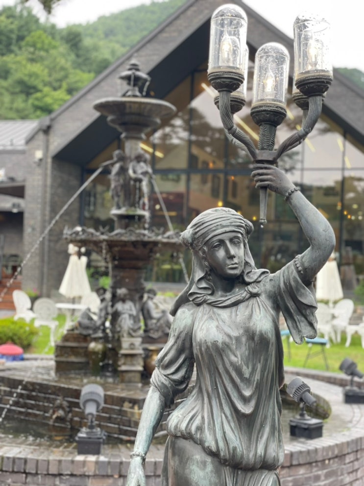  인생사진을 남길 수 있는 홍천 캠핑장 주변 카페 모음