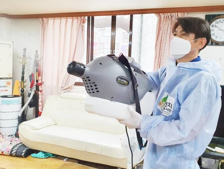  신천지 자원봉사단 대전충청지부의 방역 봉사는 계속된다