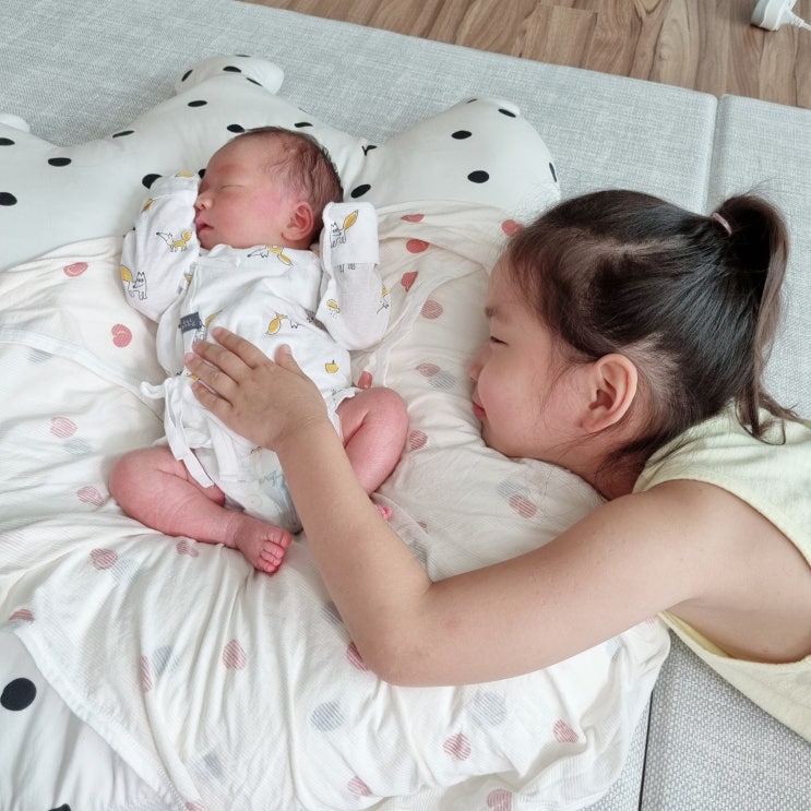  출산 후 일주일 일상 :: 출산 후 뱃살은 언제 빠지는거죠?