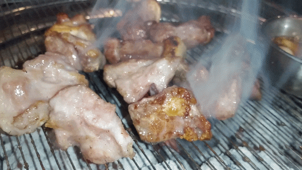  뱅뱅사거리맛집 '식껍 서초직영점' 커피나무참숯불에 구운 고기맛이 최고! 친절함도 최고!