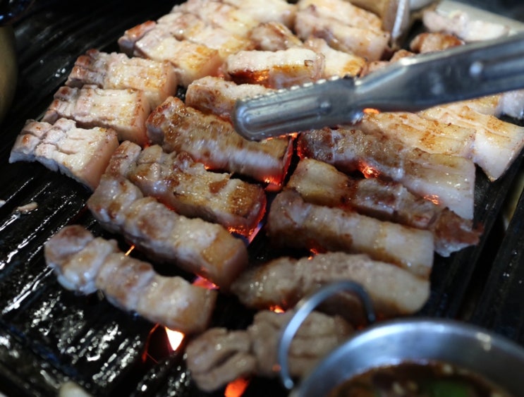  연수 맛집 금복돈 존맛이라 둘이서 6인분 먹었어요