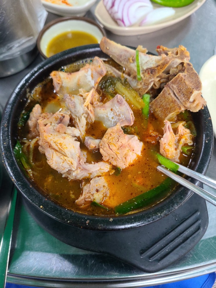  재천이네 가마솥 순대국 방문 후기 군자역 뼈해장국 맛집