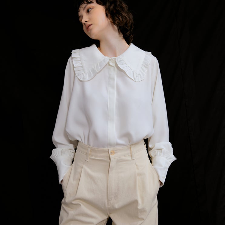 잘팔리는 주드맥콜 Sarah Big Collar Blouse 좋아요 잘팔리는 주드맥콜 Sarah Big Collar Blouse 좋아요