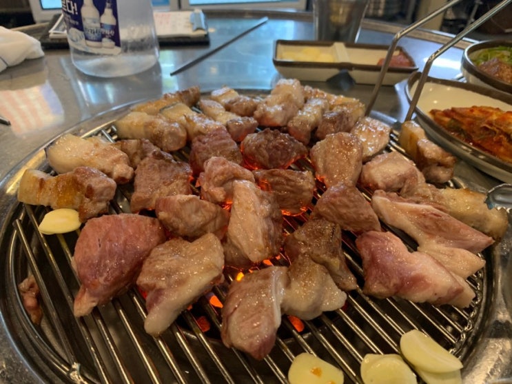  지디 단골집이래서 가 본 제주 돈사돈!
