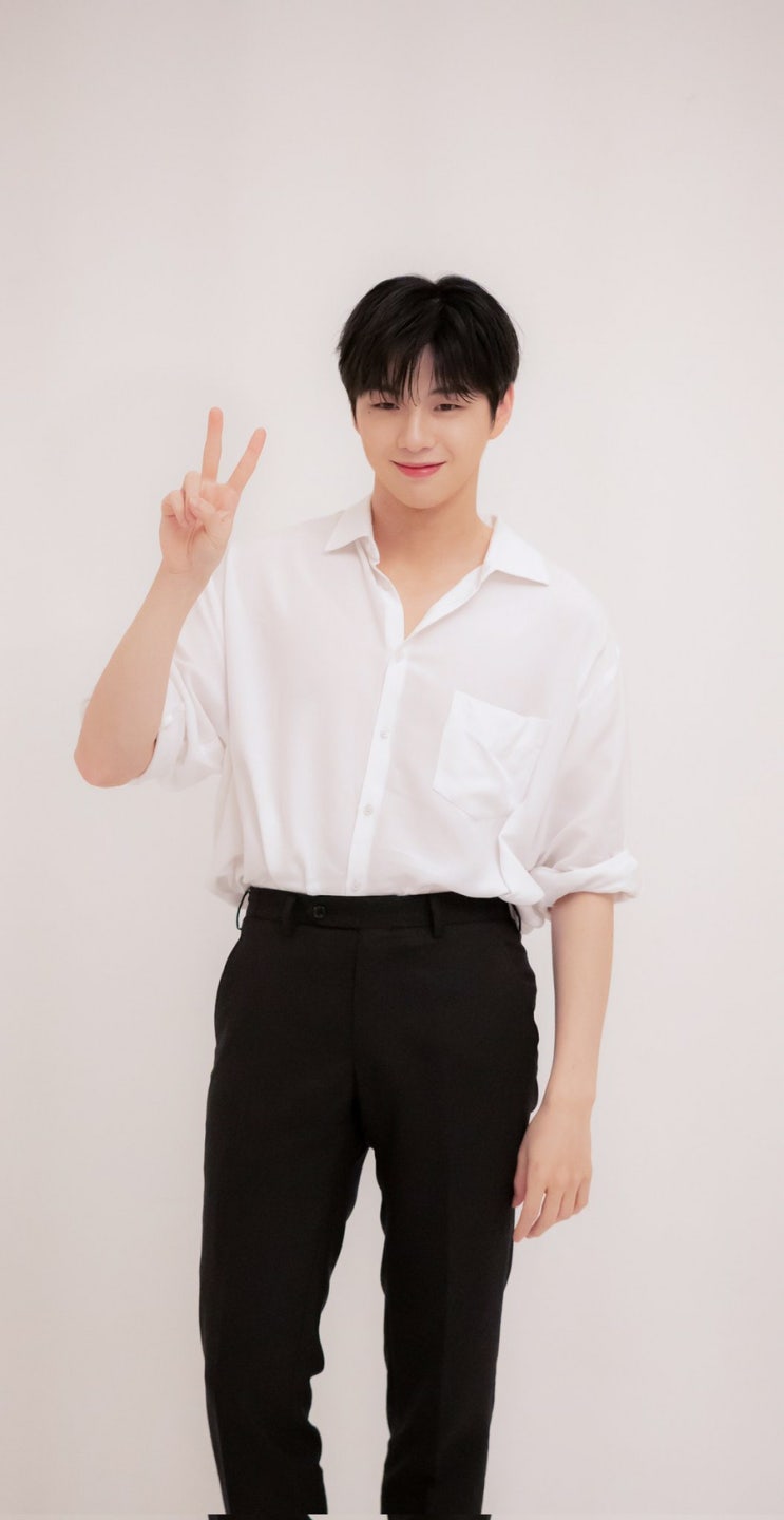  SNS 강다니엘, 더울 땐 역시 다니엘을 보라 ㅋ