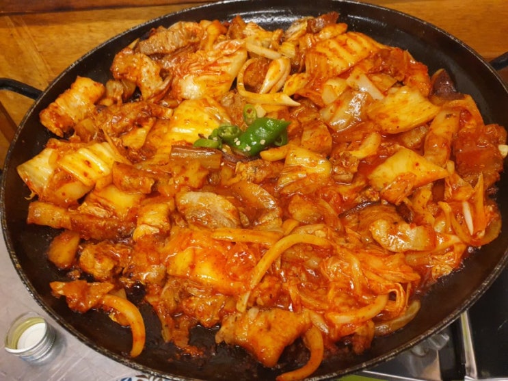  서울대입구 맛집, 샤로수길 맛집 : 정통집 (Feat. 돼지껍데기 혜자)