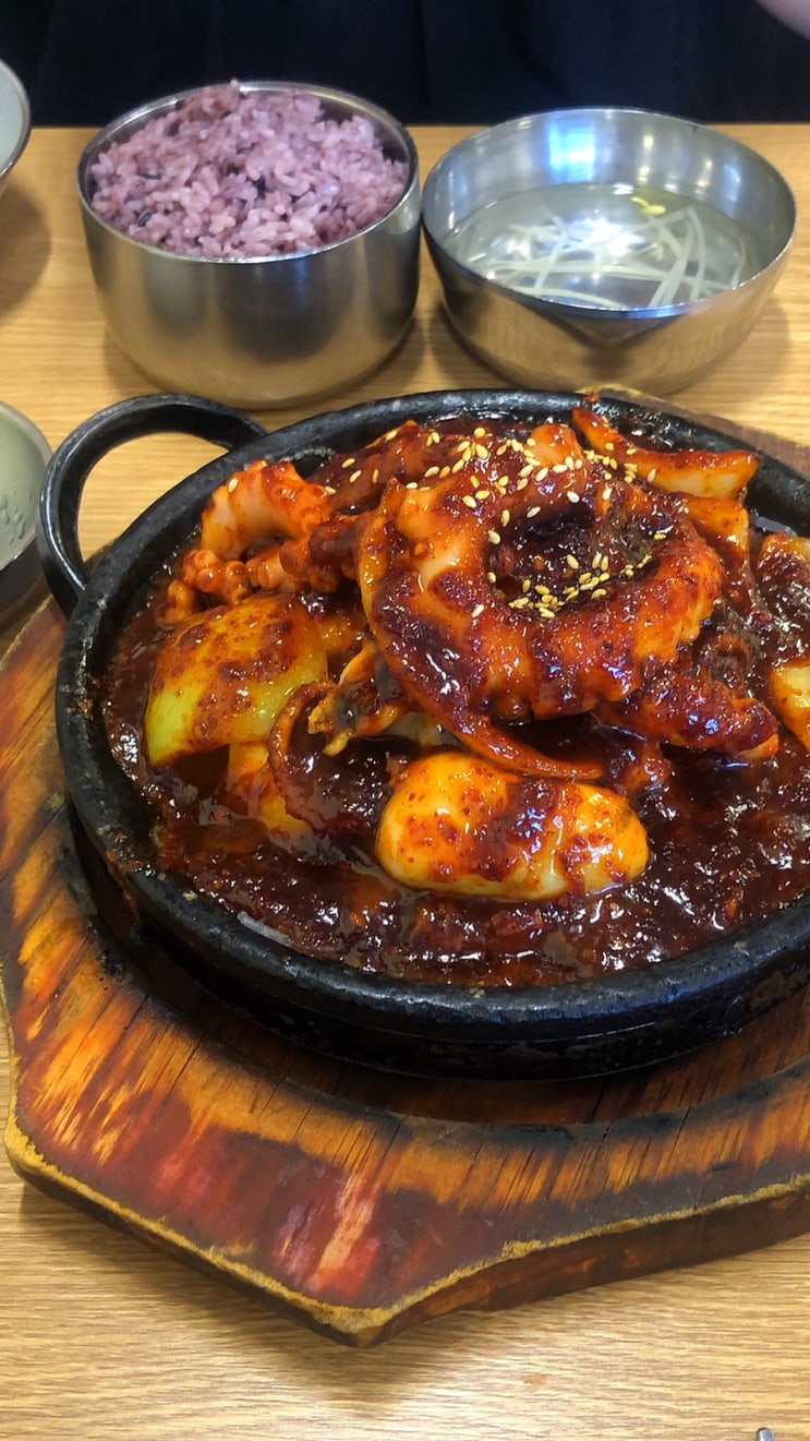  대구 중앙로역 맛집 추천, 돌판낙지볶음이 진짜진짜 맛있었던 "신라식당"