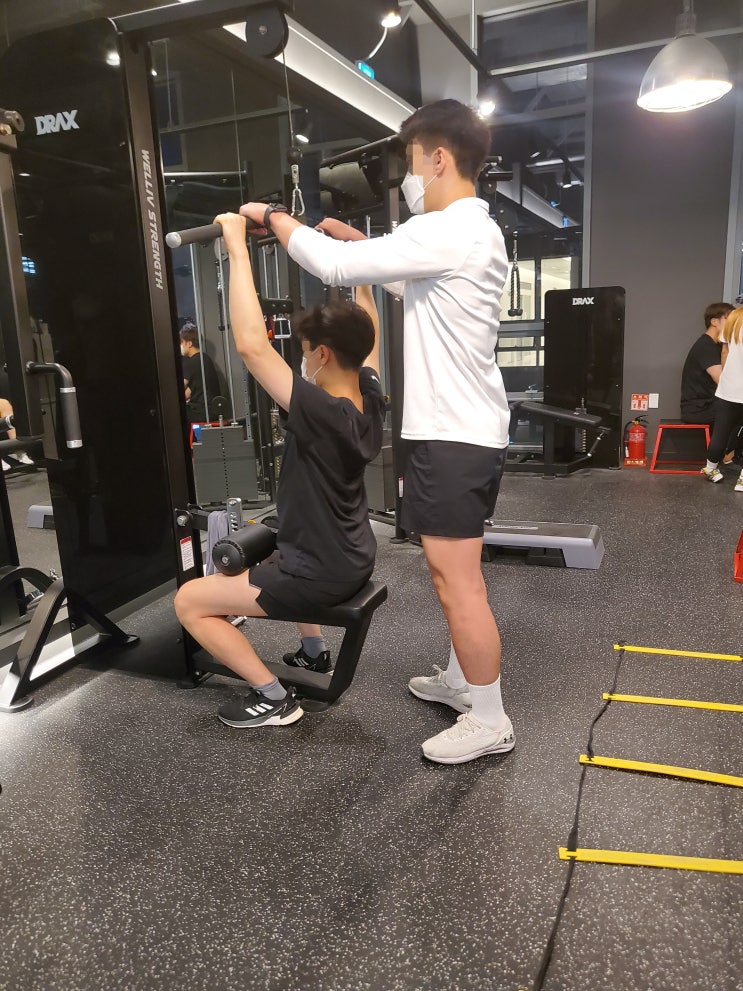 송도pt 체중감량을 위해 열심히 운동하는중! 송도pt 체중감량을 위해 열심히 운동하는중!