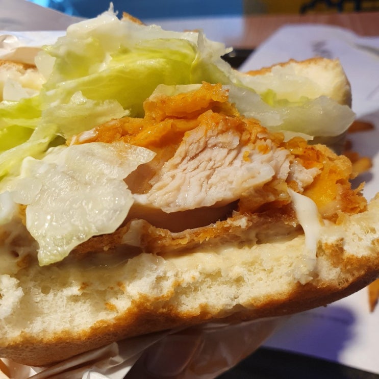  등촌 맛집 _ 맘스터치 싸이버거  후기 :) + 이벤트