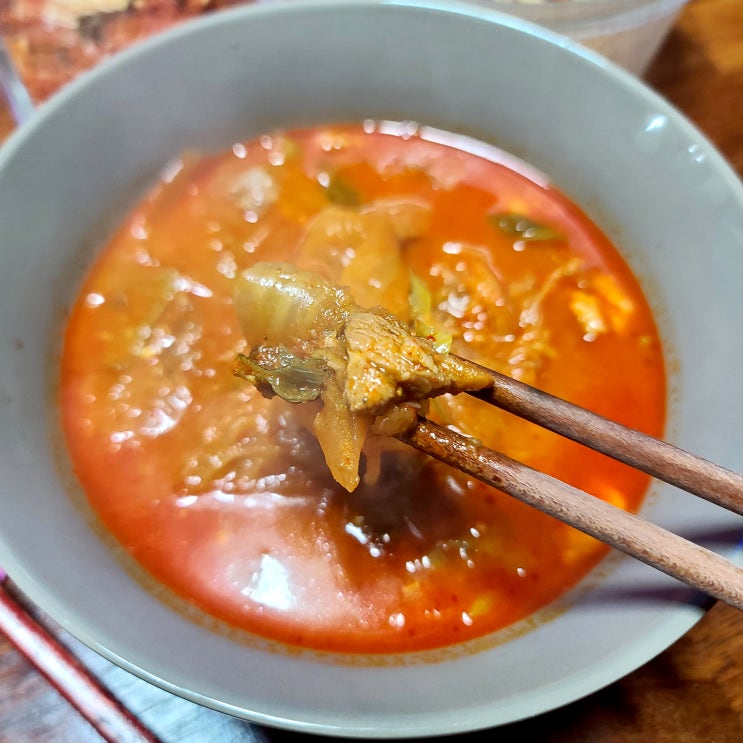  우리집 밥상의 밥도둑! 대단한 돼지김치찜 [내돈내산,국내산재료]
