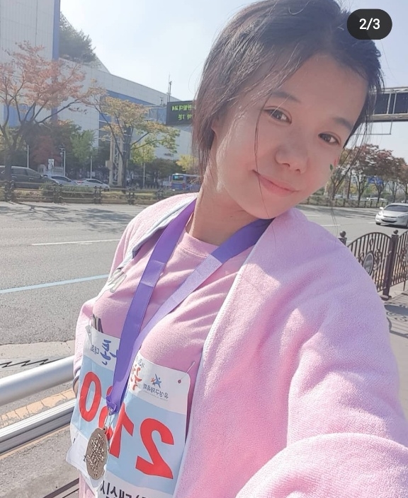  혼자서도 잘해요, 혼마 했어요. 10키로 2번이요.