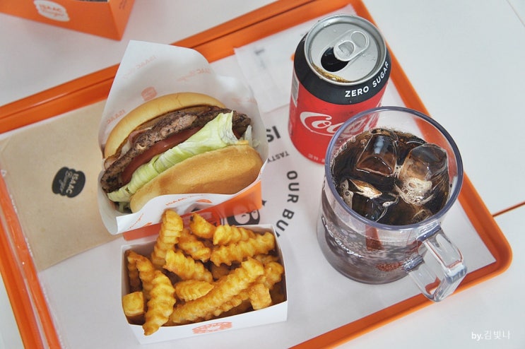  신사 버거맛집 이삭버거 이렇게 맛있어도 될일?