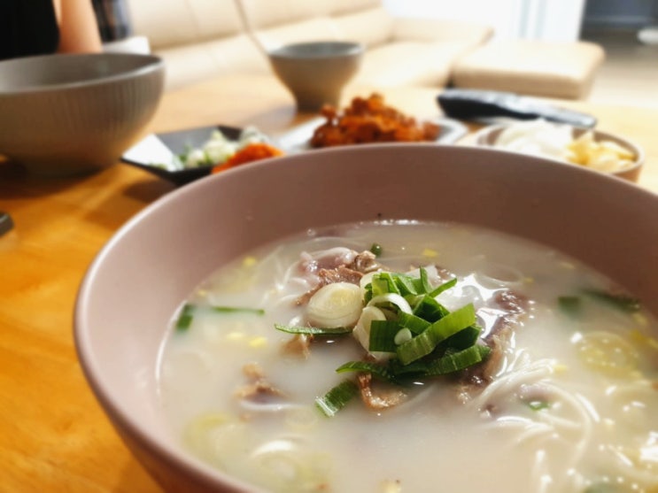  노화방지, 피로회복에 좋은 간편식 한우사골 본정 진짜 맛있는 곰탕