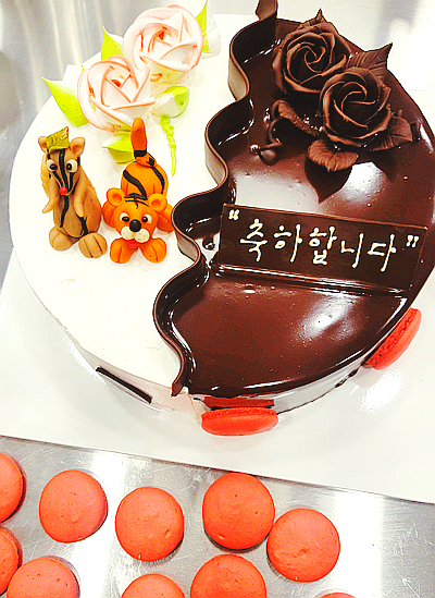  제과제빵기능장 시험 준비하시는 선생님들 케이크랍니다:D