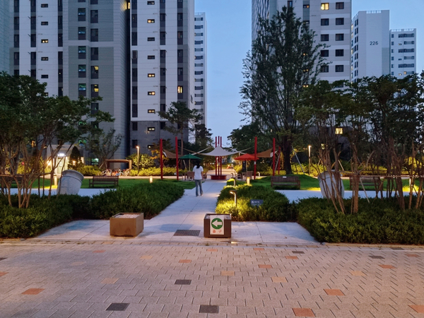 [일상] 김포 힐스테이트 리버시티의 근린공원.시립어린이집.