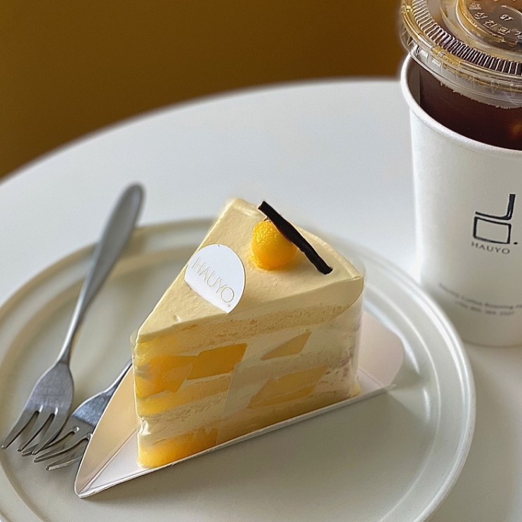 [창원] 귀산 감성 뷰 맛집 카페 : 하우요 커피 (HAUYO COFFEE) 야경 맛집, 케이크 맛집, 드라이브