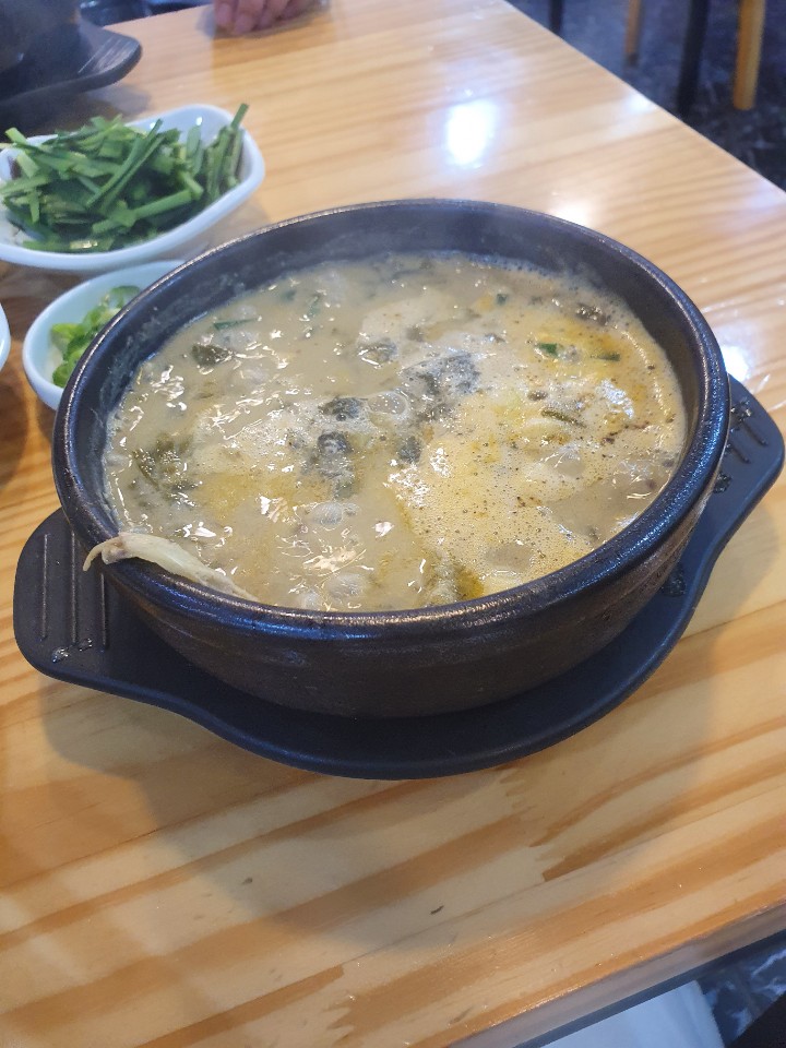  양재역 점심 몸보신 음식은 뜨끈한 추어탕이지!