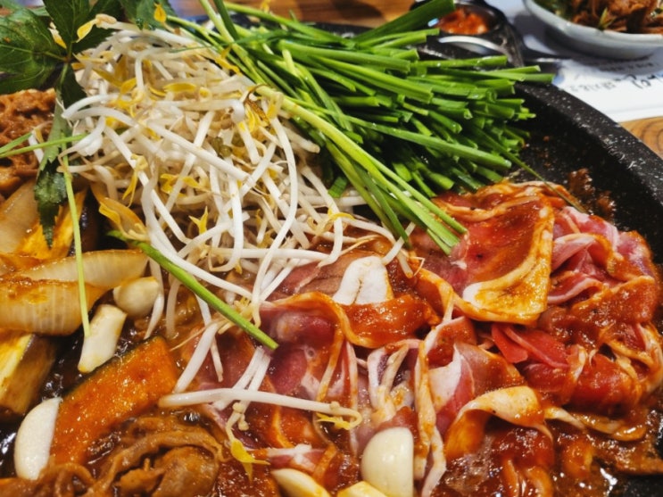  웅천맛집 매콤달달 건강식 여수 오리불고기 자인식당
