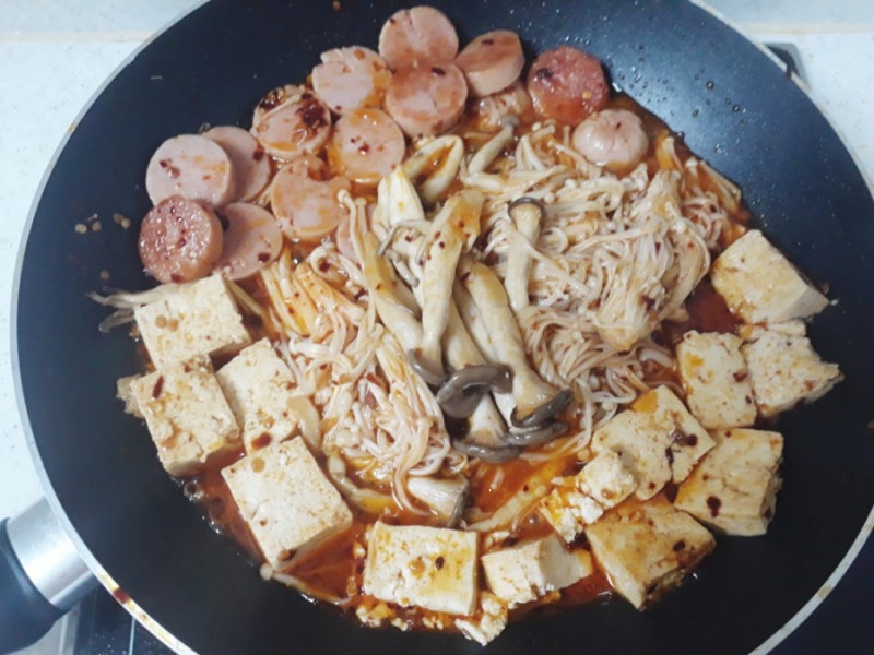 집에서 라조장을 이용해서 쉽게 마라샹궈 만들기!