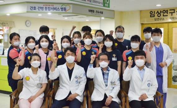 92세 국내 최고령 암환자…부산서 수술 성공 92세 국내 최고령 암환자…부산서 수술 성공