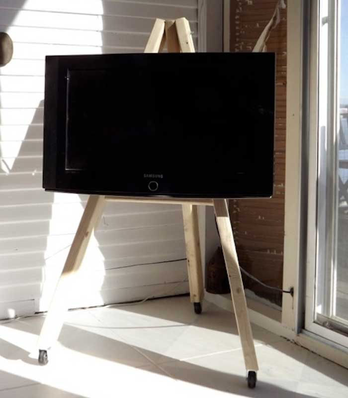 DIY 이동식 티비거치대 티비스탠드 거치대 TV 이젤 티비 이젤거치대 DIY 이동식 티비거치대 티비스탠드 거치대 TV 이젤 티비 이젤거치대
