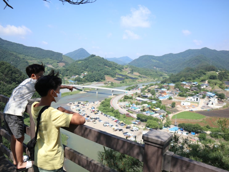  충주 가볼만한 곳 - 차박의 성지 수주팔봉 출렁다리 & 두룽산 전망대 (2021.05.29)