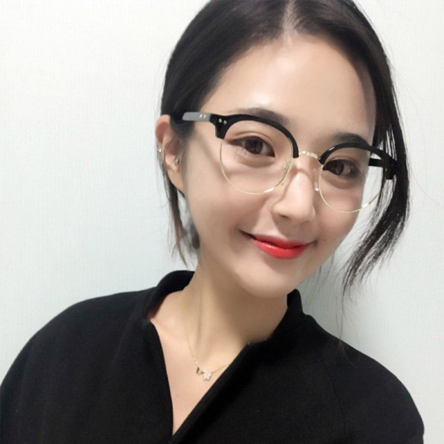 인기있는 더브릴레 빈티지 반뿔테 하금테안경 반무테 좋아요 인기있는 더브릴레 빈티지 반뿔테 하금테안경 반무테 좋아요