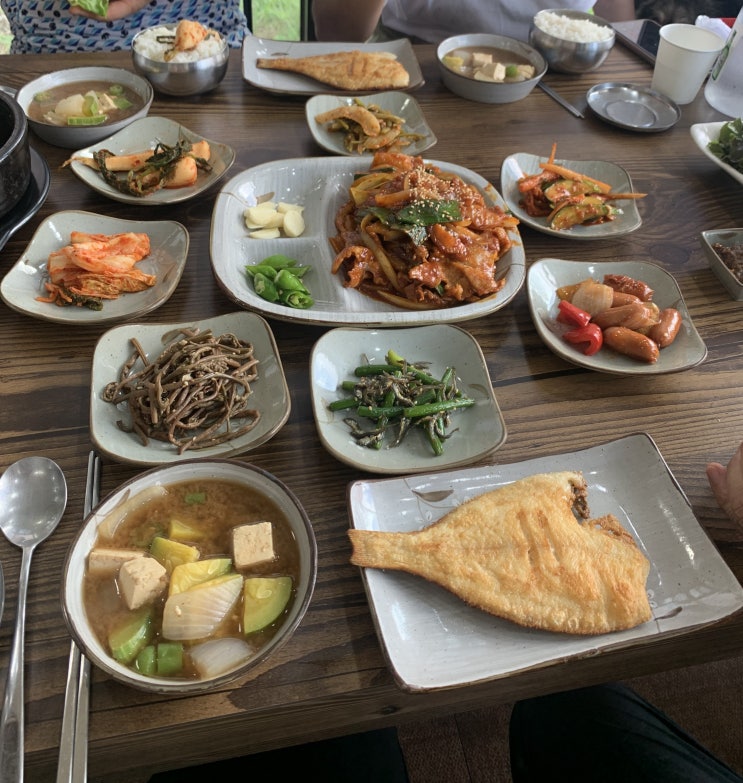  [내돈내산]한상차림에서 간단하게 점심식사